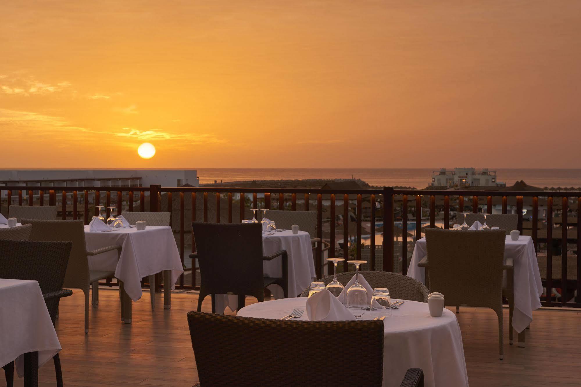 Melia Llana Beach Resort & Spa 圣玛丽亚 外观 照片